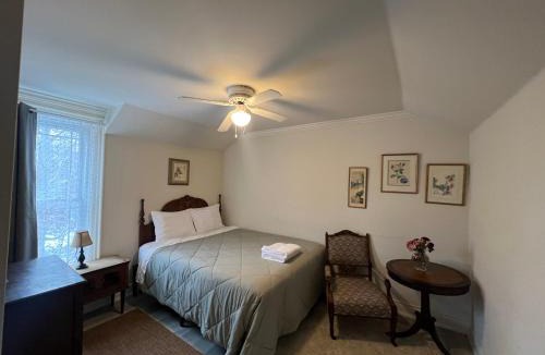 Cabbagetown House | Carlton House