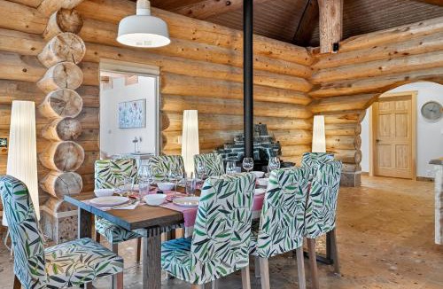 Guysborough County Villa | Cedar Heaven Lake Lodge