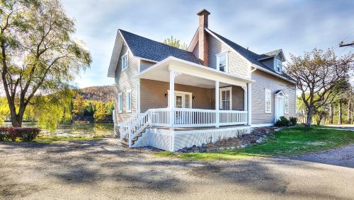 Mont-Tremblant House | Centenary Lakefront 5 Bedroom Home with Hot Tub