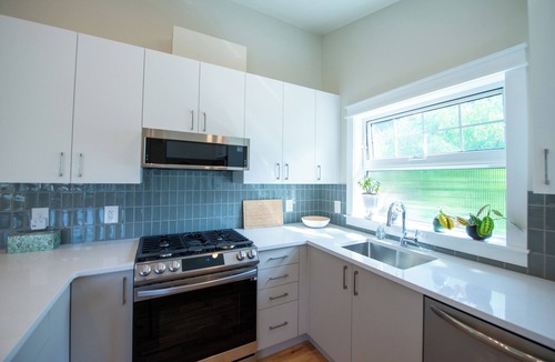 Gibsons Cottage | Central 2 Bed New Construction Laneway House in Gibsons