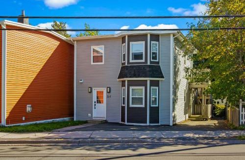 Downtown St. John's House | Central 5BR St Johns Stay Near MUN & Downtown