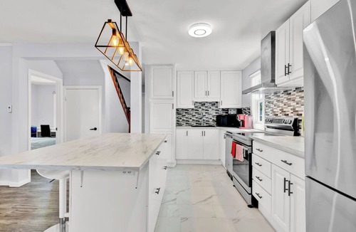 North End House | Central getaway by Halifax shopping center