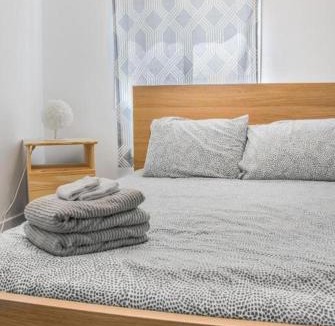 Moncton Apartment | Central Moncton Retreat - Walkable Location - Large Garden