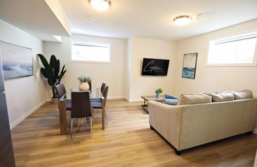 North Central Edmonton House | Central Suite King Beds Long Stays Disney