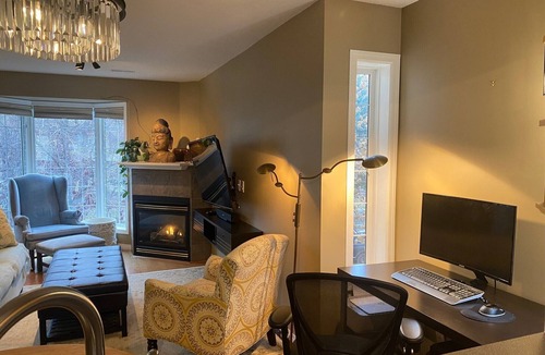 Killarney House | Central & Sunny Calgary Townhouse