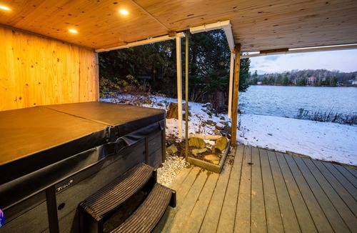 Sainte-Marcelline-de-Kildare Ski Chalet | Chalet Lac Léon- SPA- Chalets Galaxia