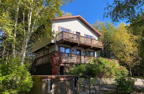 Petite-Riviere-Saint-Francois Ski Chalet | Chalet «L'Autrichien» de Charlevoix