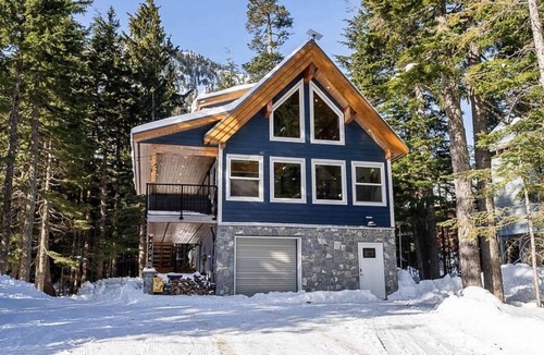 Hemlock Valley Ski Chalet | Chalet, 3 bedrooms, hottub