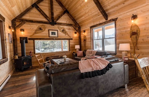 La Malbaie Ski Chalet | Chalet 6 pers. Petit lac, chevaux et Nature Parc Regional du Mont Grand Fonds.