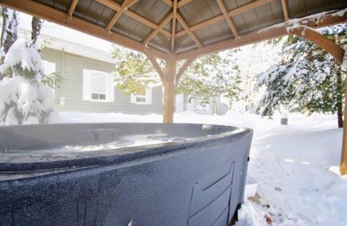 Saint Donat House | Chalet Boréal, SPA, LAC & SKI