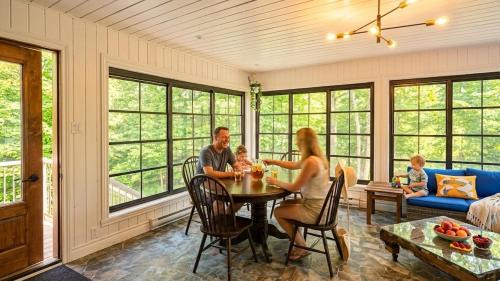 Chertsey Ski Chalet | Chalet Brise du Nord with Private Spa and Pool Table & Games