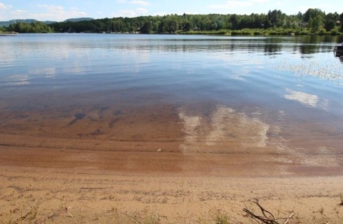 Saint Donat House | Chalet au bord de l'eau avec plage