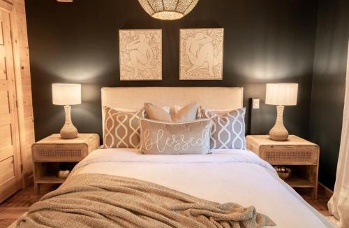 Val-des-Lacs Ski Chalet | Chalet Chic Rustique & SPA - Tremblant