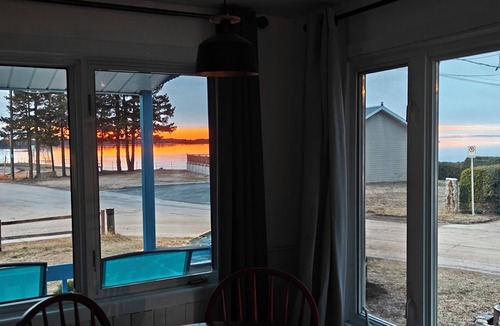 St. Felicien Ski Chalet | Chalet de la Plage du Bome