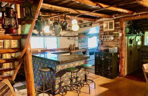 Saint-Alexis-des-Monts Ski Chalet | Chalet en bois rond Mauricie