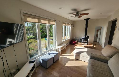 Saint-Calixte Ski Chalet | Chalet familial, vue sur le lac