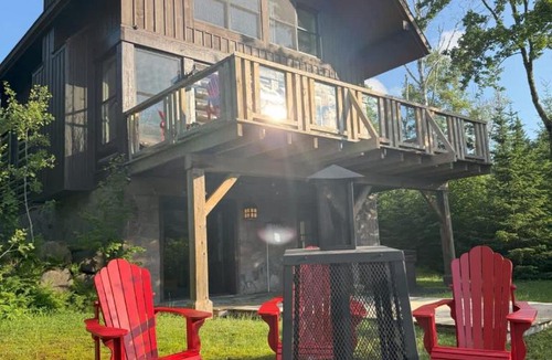 Lac Superieur Village Ski Chalet | Chalet Inukshuk Luxury Log Cabin with Spa Lake View and Club Access near Mont Tremblant