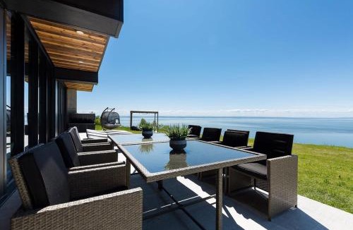 La Malbaie Ski Chalet | Chalet L'Eaurizon Charlevoix