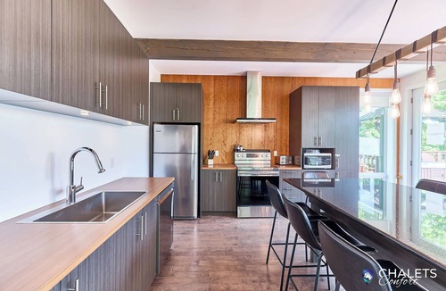 Saint-Philemon Ski Chalet | Chalet La Porte des Étoiles | Spa, Pet Friendly