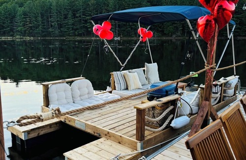 Grenville-sur-la-Rouge Ski Chalet | Chalet Lakehouse - The Secret Escape In Quebec, Canada You Have Been Looking For