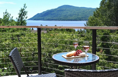 Baie-St-Paul Ski Chalet | Chalet Le Bruant, Pet-friendly
