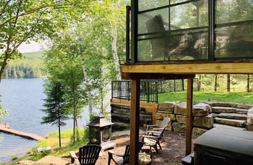 Labelle House | Chalet Spa Lac Belanger (Bord de L’Eau près Tremblant) 3e NUIT GRATUIT EN SEPT