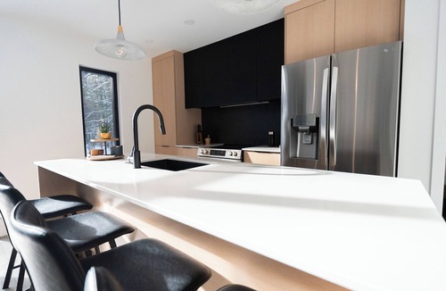 Chertsey Ski Chalet | Chalet Svart | Votre évasion en nature !
