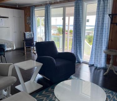 Saint-Jean-de-l'lle-d'Orleans Ski Chalet | Chalets Plage St-Jean 2