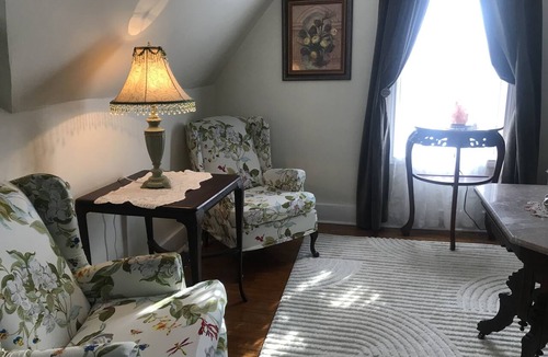 North Sydney Bed & Breakfast | Chambers Guest House B&B