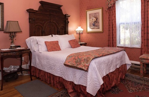 North Sydney Bed & Breakfast | Chambers Guest House B&B