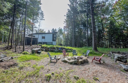 Gore Cabin | Chaplin spa and lake