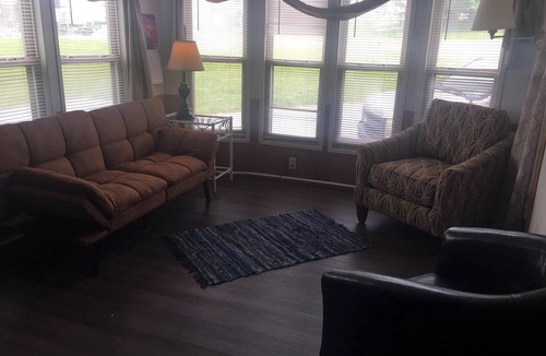 Bausman Cabin | Charming 2-bedroom cabin in lovely Lancaster County