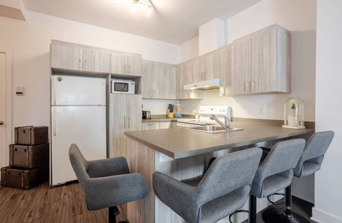 Griffintown Apartment | Charming condo in Downtown Montreal