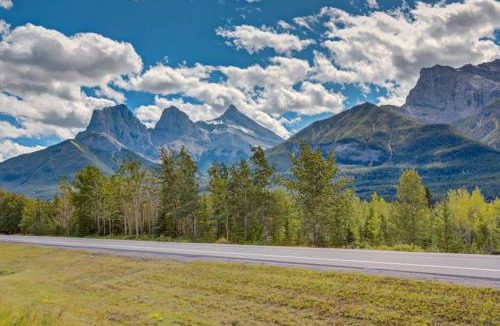 Canmore House | Charming Condo In The Heart Of Canmore