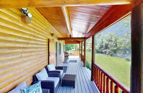 Scarborough House | Charming Hideaway