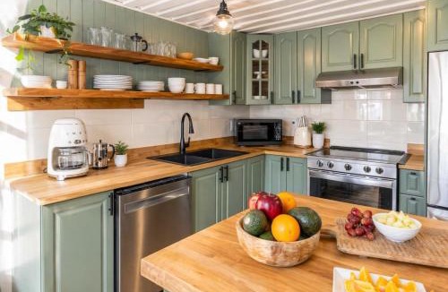 Eastman Ski Chalet | Charming Retreat in Eastman Spa Ski & Hiking