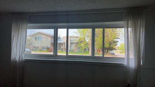 Northwest Calgary House | Charming Single House Lower Level