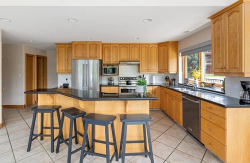 East Kootenay House | Chateau Lawrence | Pool Table | Kids` Gaming Room