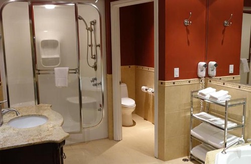 North Central Edmonton Hotel | Chateau Louis Hotel & Conference Centre