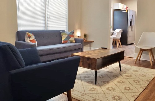 East Durham House | Cheerful Duplex🏘Sleep4 DUKE🎓NCCU CityCenter🆓🅿️