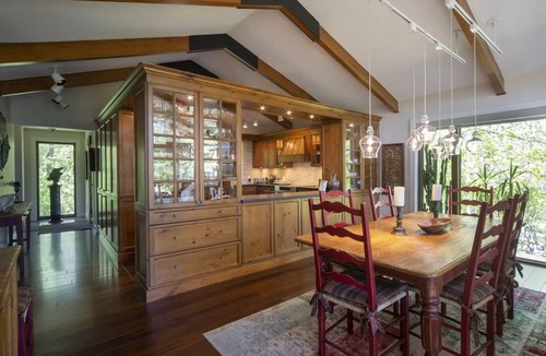 Sainte-Adele Ski Chalet | Chic designer ski chalet /kid friendly high end retreat, great for remote workn