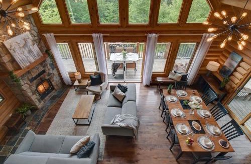 Labelle Ski Chalet | Chic Familiale, Relaxant avec spa en montagnes