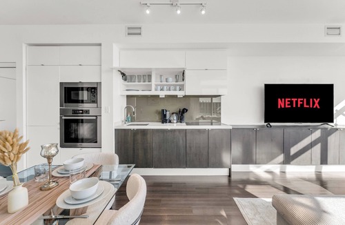 CityPlace Hotel | Chic hotel suite with AC in vibrant Toronto by CN Tower
