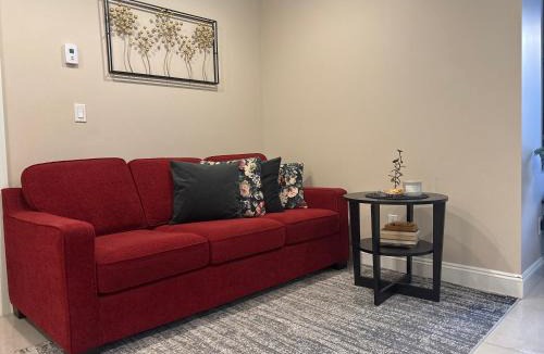 Dunbar House | Chic suite close to UBC