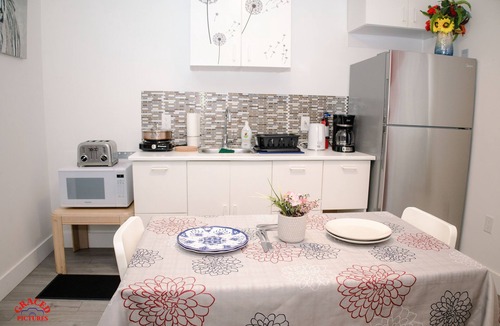 Halifax House | Christon Exotic Suite - A Homey Suite
