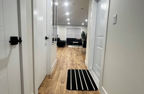 Charlottetown Apartment | City Center Modern Apartment