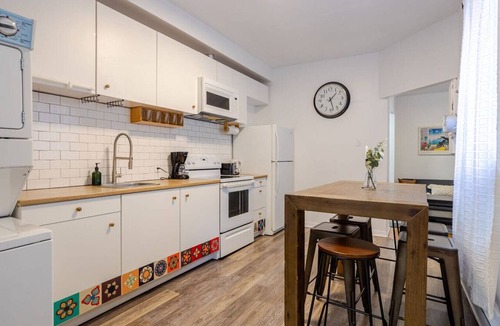 Plateau Mont Royal Apartment | Cityside 3BR – Downtown Living in Plateau