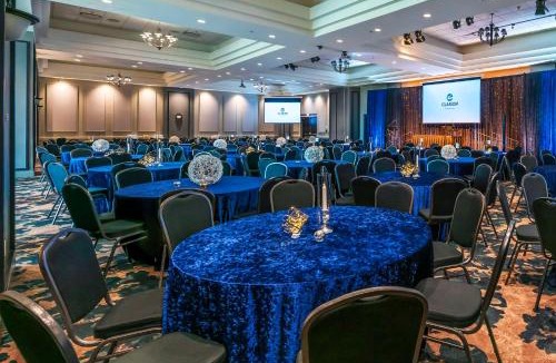 Lower Sumas Mountain Hotel | Clarion Hotel & Conference Centre