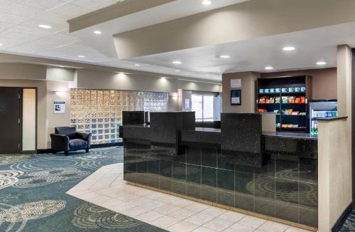 Brandon Hotel | Clarion Hotel & Suites