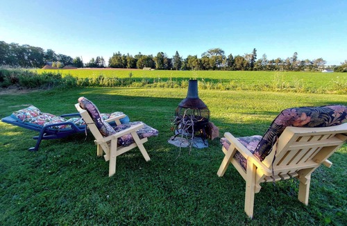 North Rustico House | close to beach .high speed wifi,BBQ,firepit. dog friendly.